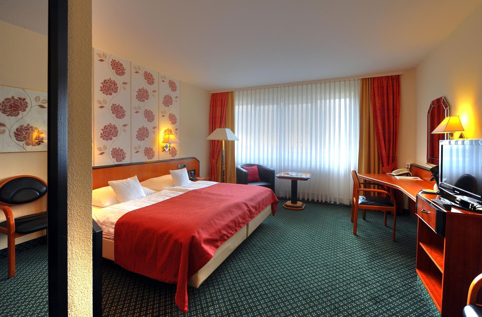 Best Western Plus Delta Park Hotel Mannheim Esterno foto