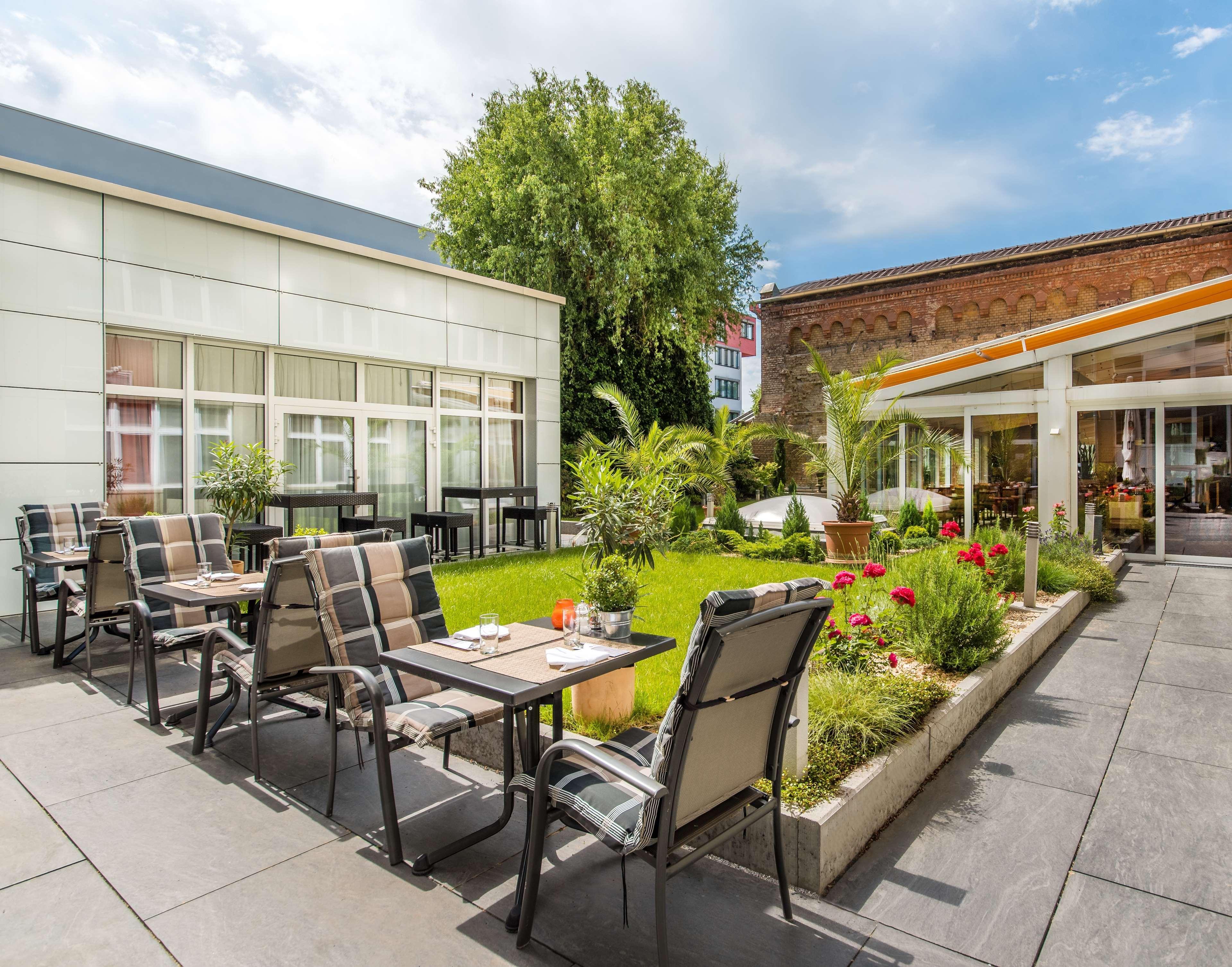 Best Western Plus Delta Park Hotel Mannheim Esterno foto