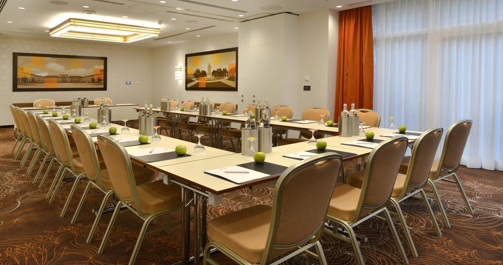 Best Western Plus Delta Park Hotel Mannheim Esterno foto